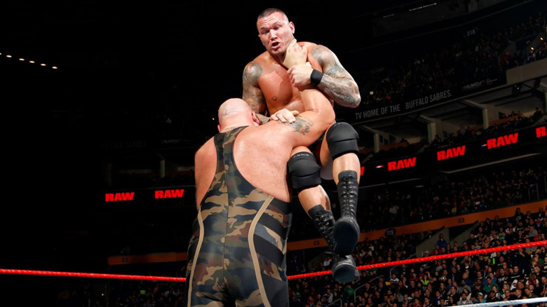 Big Show Chokeslams Randy Orton