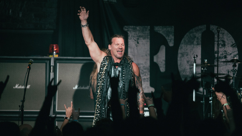 chris jericho performing with fozzy