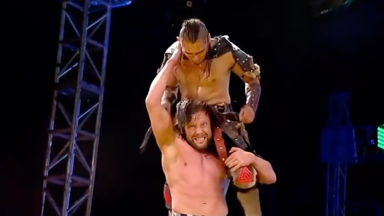 Kenny Omega attempted a One Winged Angel on El Hijo del Vikingo