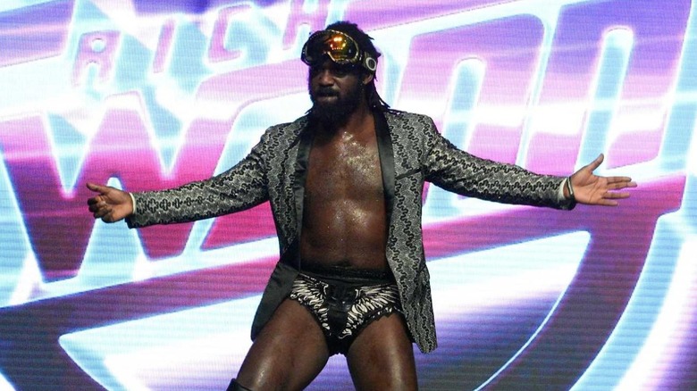 Rich Swann looks out into the crowd as he makes his way to the ring