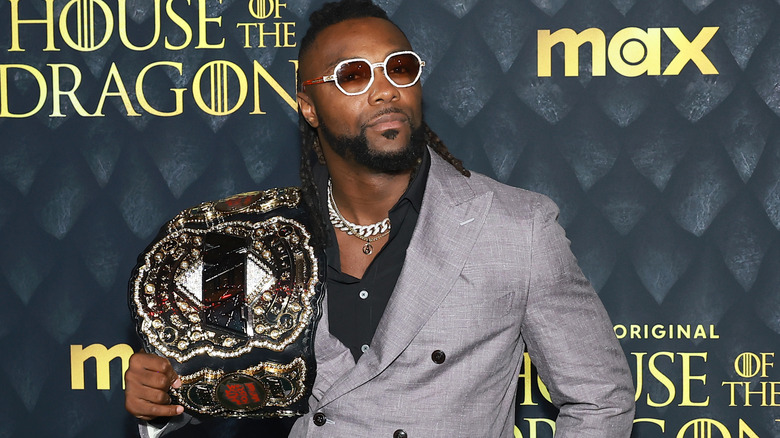 Swerve Strickland takes the AEW World Title to a Hollywood premiere
