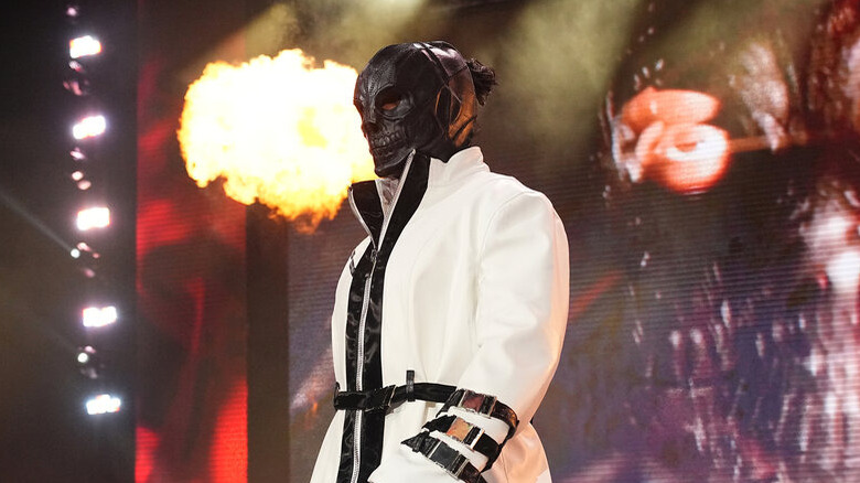 Andrade With His Mask On 