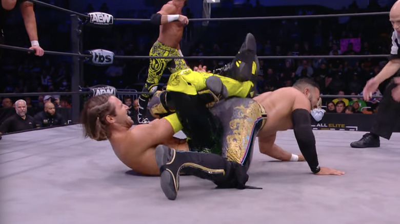 Angelico with a submission on Romero