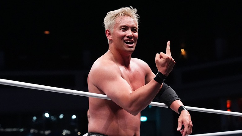 Kazuchika Okada gives the crowd the finger