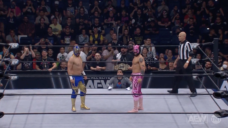 Komander and Lince Dorado in the ring