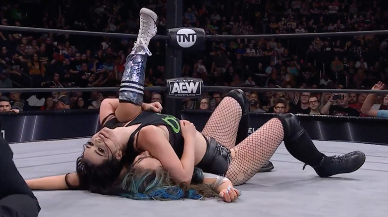 Saraya pinning Blue