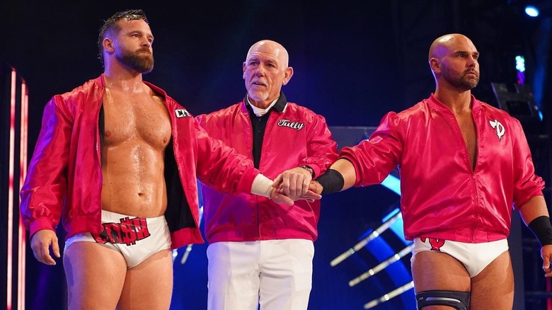 AEW Reveals What FTR Stands For, Tag Team Poses With Wrestling Legends ... picture pic