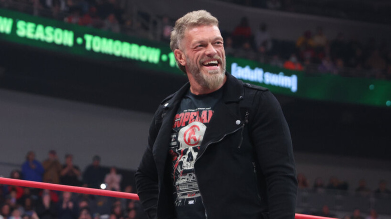 Edge smiling in the ring 