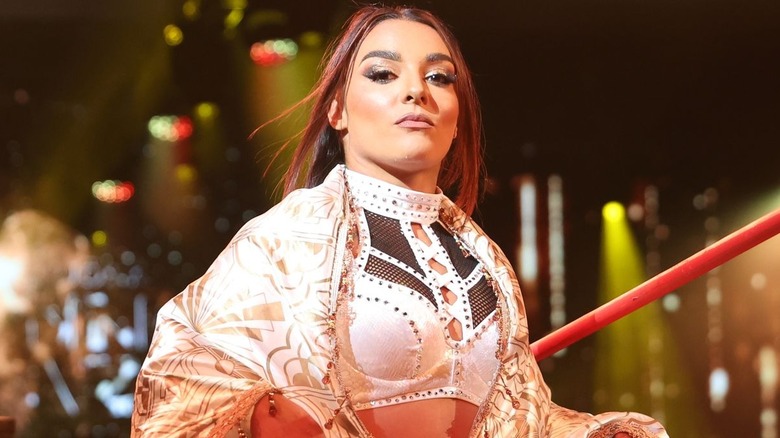 Deonna Purrazzo wearing white ring gear