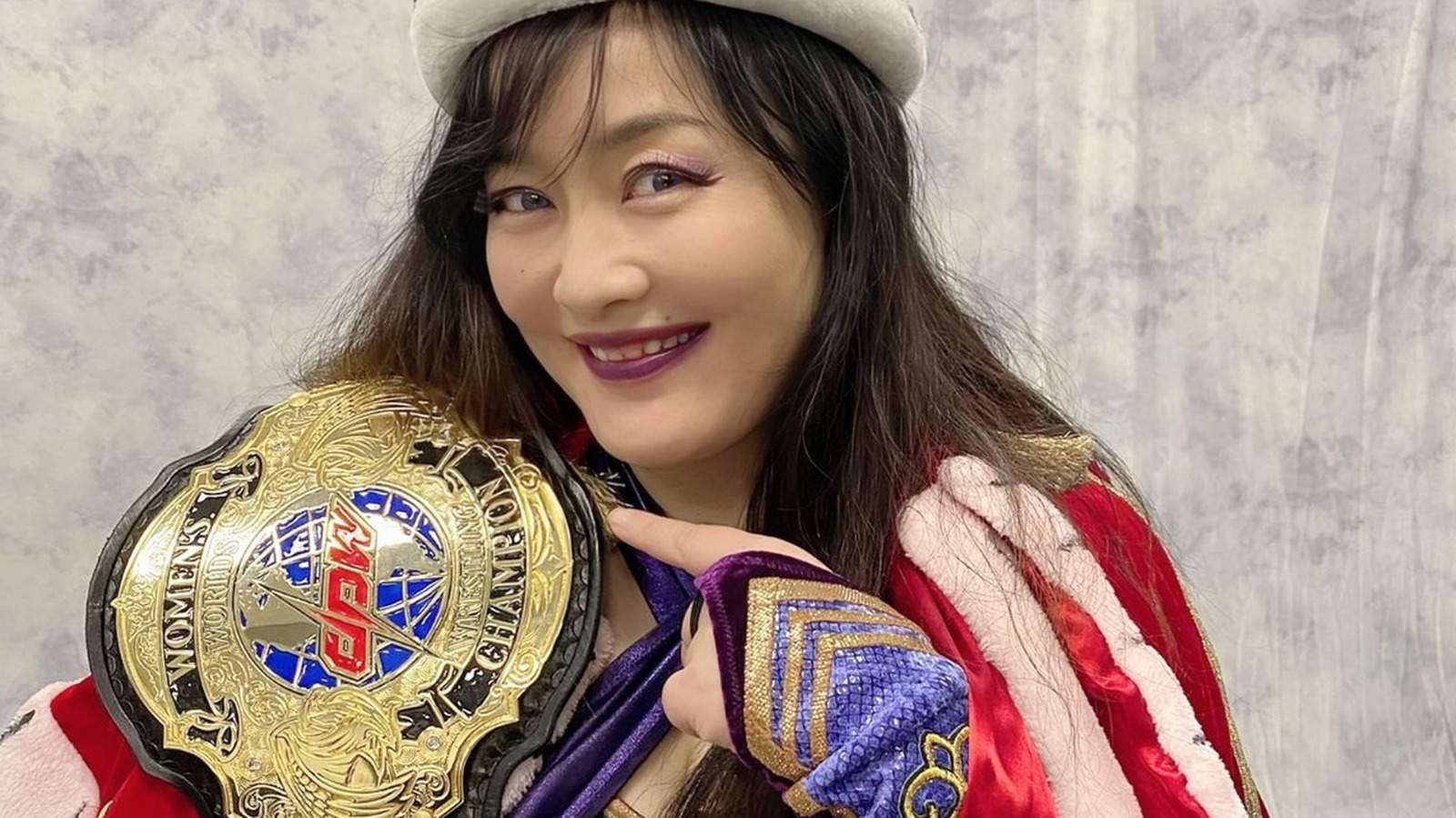 Aew Star Emi Sakura Wins First Singles Championship In North America