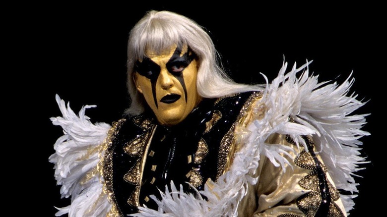 Goldust prepares for a match.