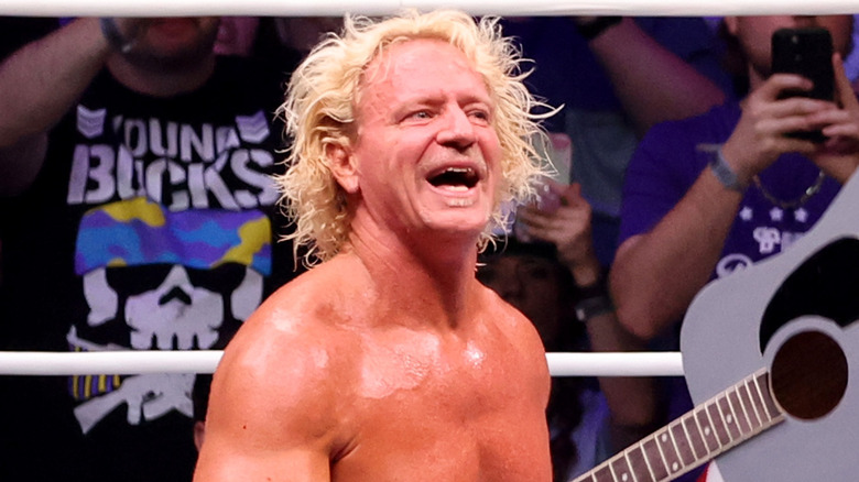 Jeff Jarrett readies the guitar