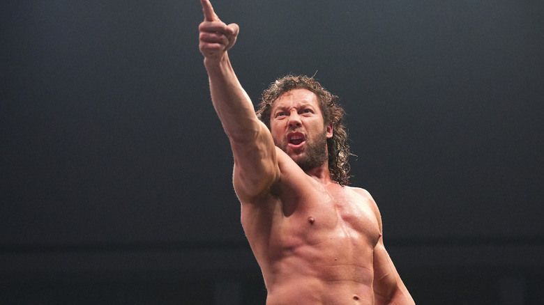 Kenny Omega pointing 