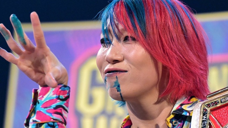 Asuka Laughing In The Ring 