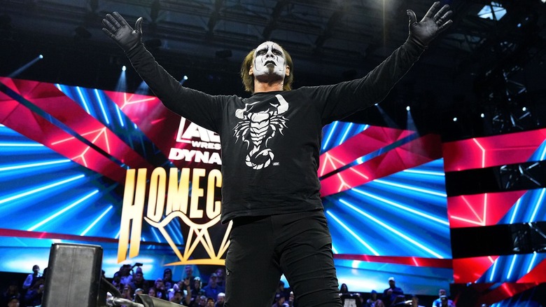 Sting celebrating with the crowd