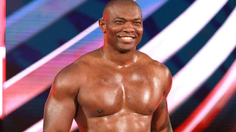 Former WWE star Shelton Benjamin heads down to the ring, smiling on the ramp, before a match on WWE programming.