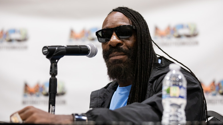 Booker T hosts a panel at Motor City Comic Con