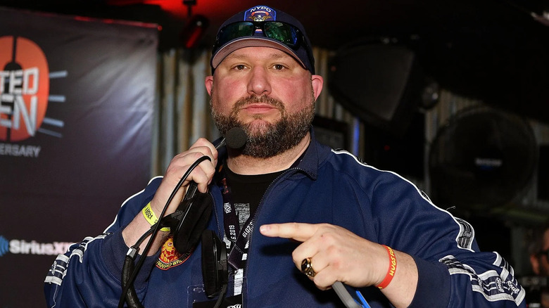 Bully Ray pointing