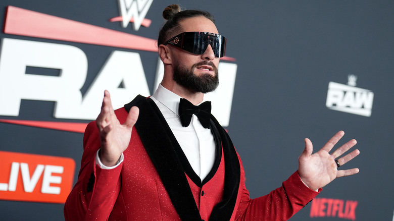 Seth Rollins posing on red carpet