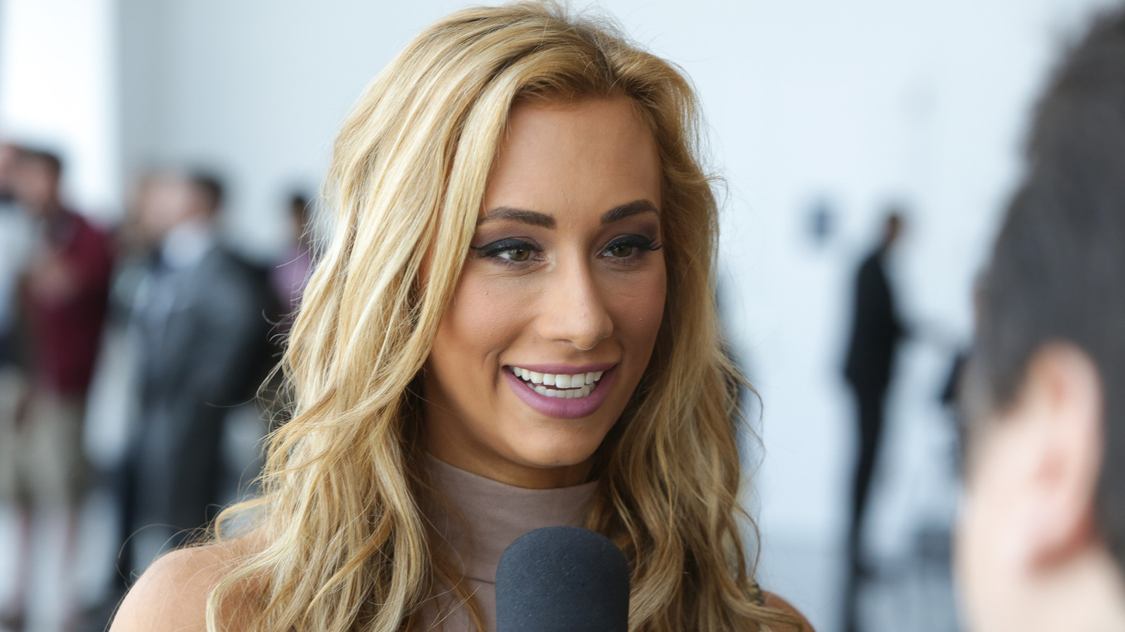 Carmella Details Non-Wrestling Injury That's Keeping Her Out Of WWE Action