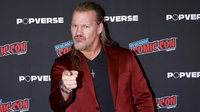 Chris Jericho pointing