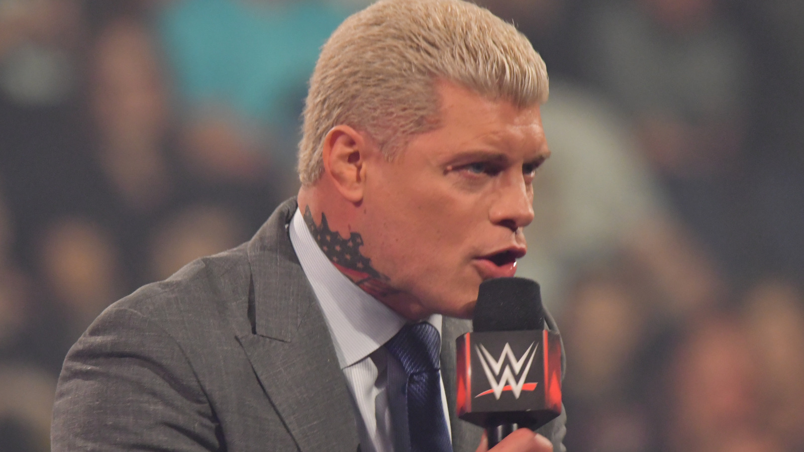 Cody Rhodes Shares Thoughts On Fans Who Don't Like Him Wearing A Suit ...