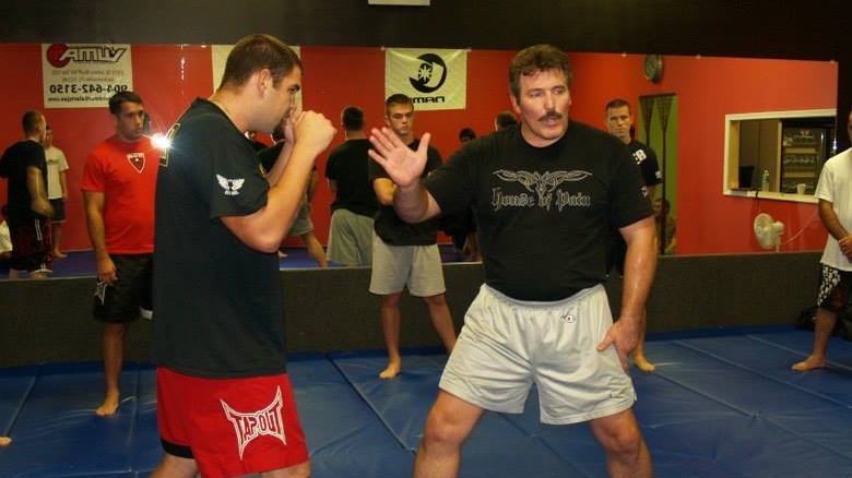 Dan Severn teaches class