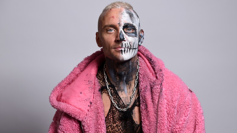 Darby Allin posing