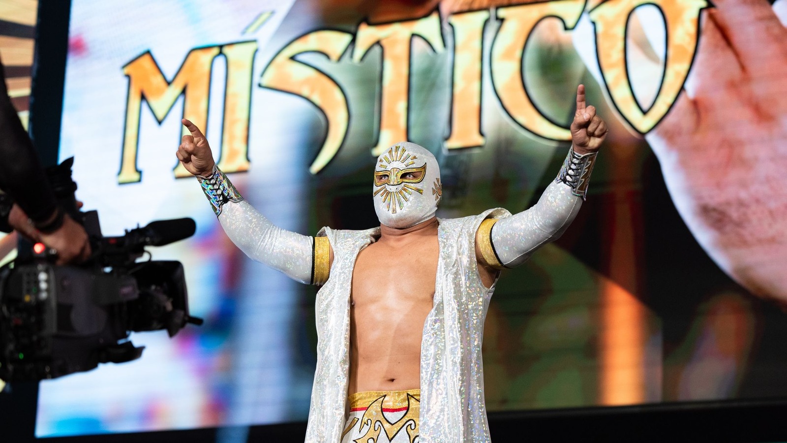 Dave Meltzer Discusses Issues Between Mistico & WWE During Time As Sin Cara