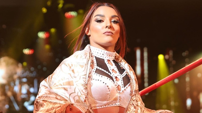 Deonna Purrazzo wearing white ring gear