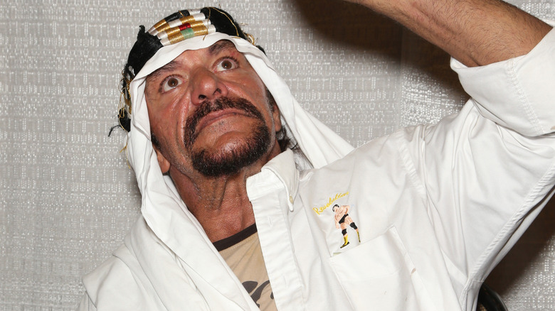 Sabu looking up