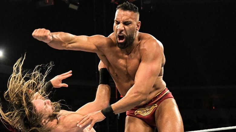 Jinder Mahal wrestling Seth Rollins