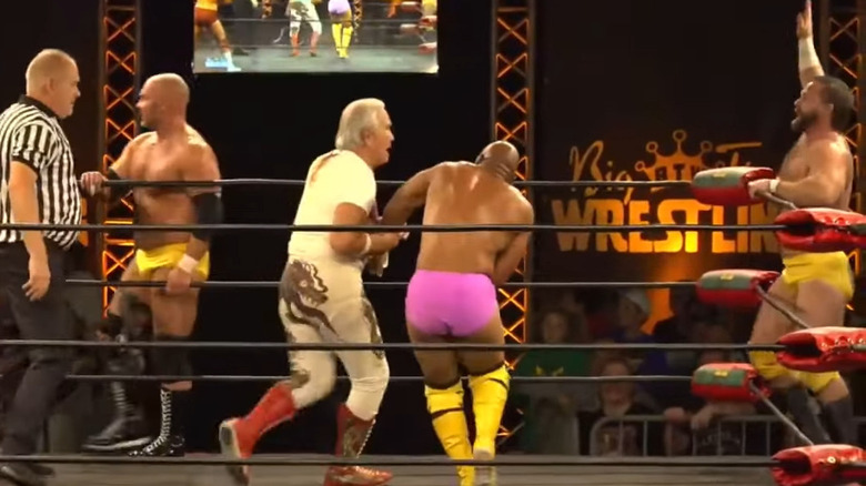 Ricky Steamboat drags Jay Lethal to FTR