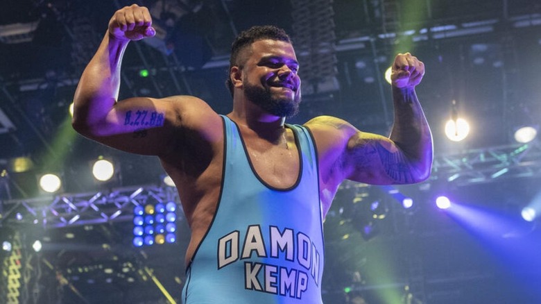 Damon Kemp poses and flexes his muscles in the ring before a match on "WWE NXT."