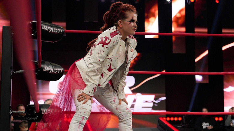 Masha Slamovich in a TNA ring