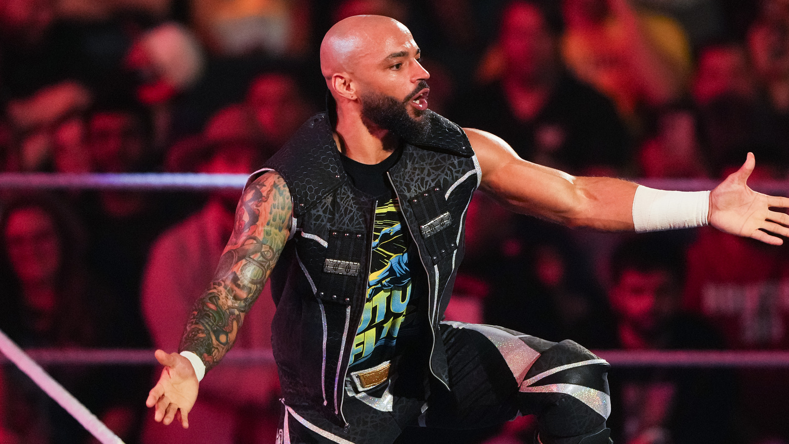 Former WWE star Ricochet compares NXT Heatwave match to famous fight with top AEW star