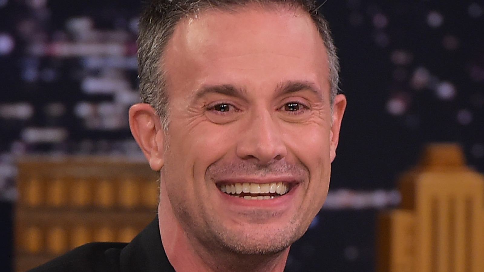 freddie-prinze-jr-thinks-popular-smackdown-set-might-make-a-comeback