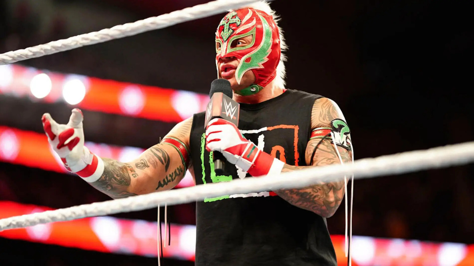 Huge Update On Rey Mysterio's Contract Status With Wwe