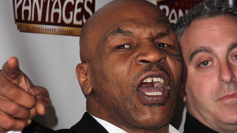 Mike Tyson pointing