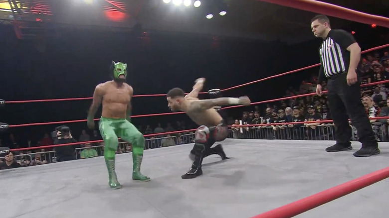 Trey Miguel (c) vs. Lince Dorado