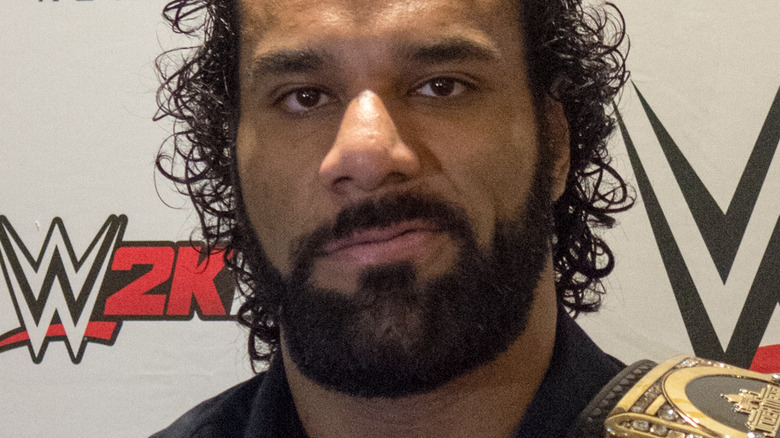 Jinder Mahal holding WWE Championship