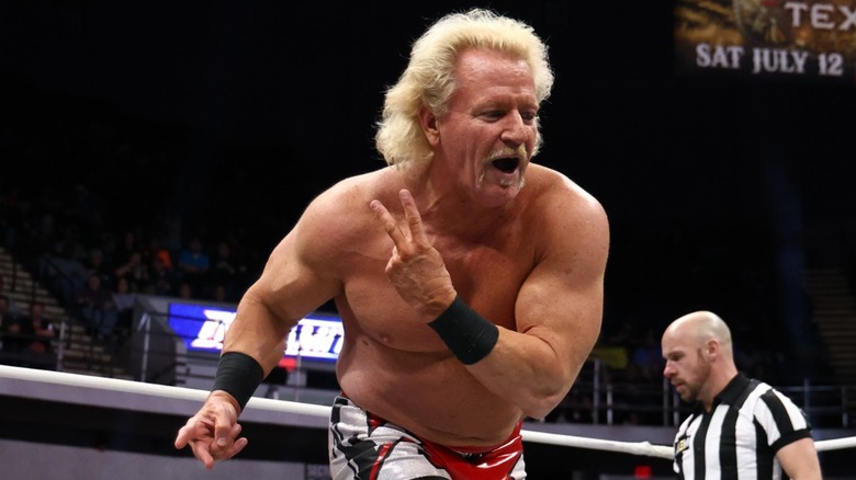 Jeff Jarrett performing his signature strut during his match against Claudio Castagnoli