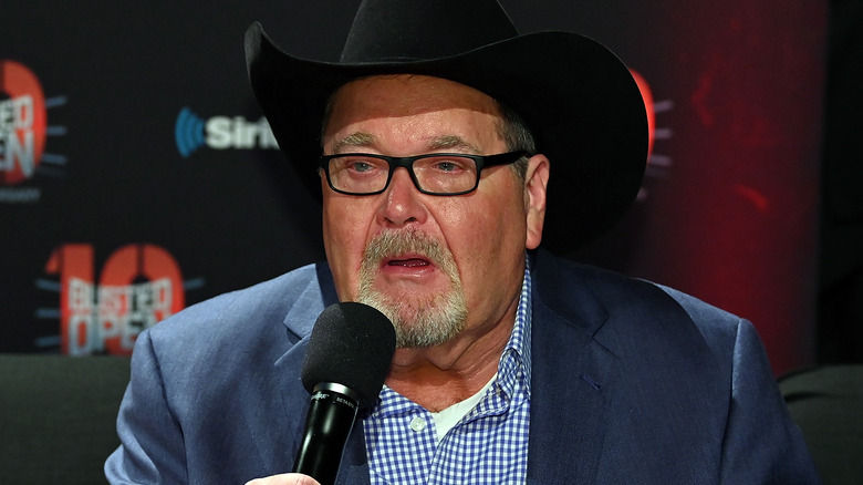 Jim Ross on the mic 