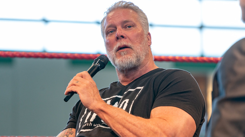 Kevin Nash speaking during the German Comic Con, 2019