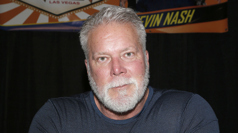 Kevin Nash at a convention 