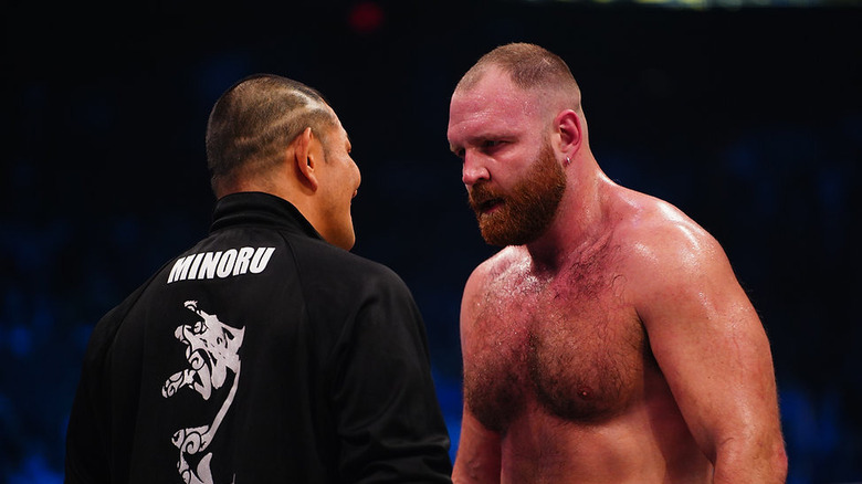 Jon Moxley squaring up to Minoru Suzuki