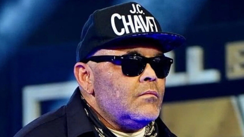 Konnan with sunglasses on