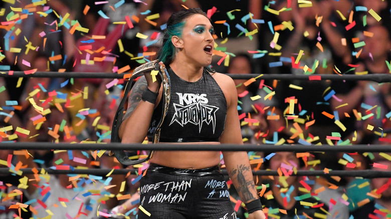 Kris Statlander celebrates her TBS Championship win