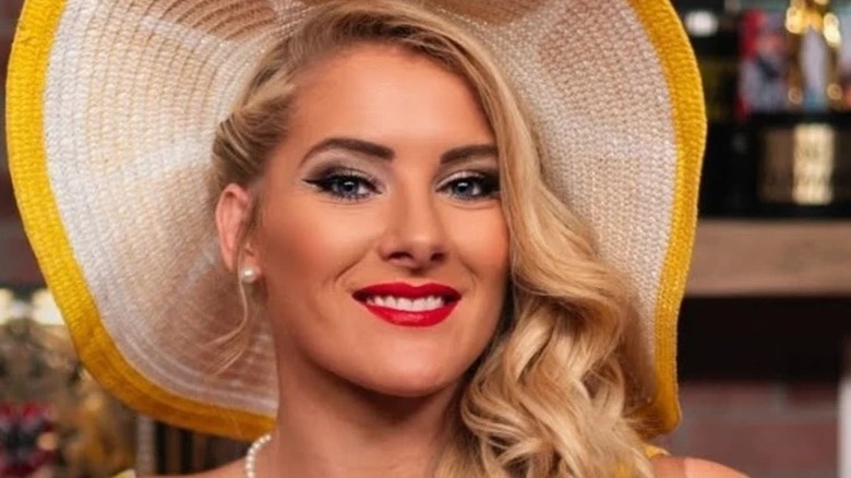 Lacey Evans poses for a photo