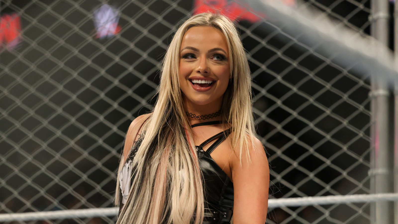 Liv Morgan Kisses Dominik Mysterio On WWE Raw, Dom Responds